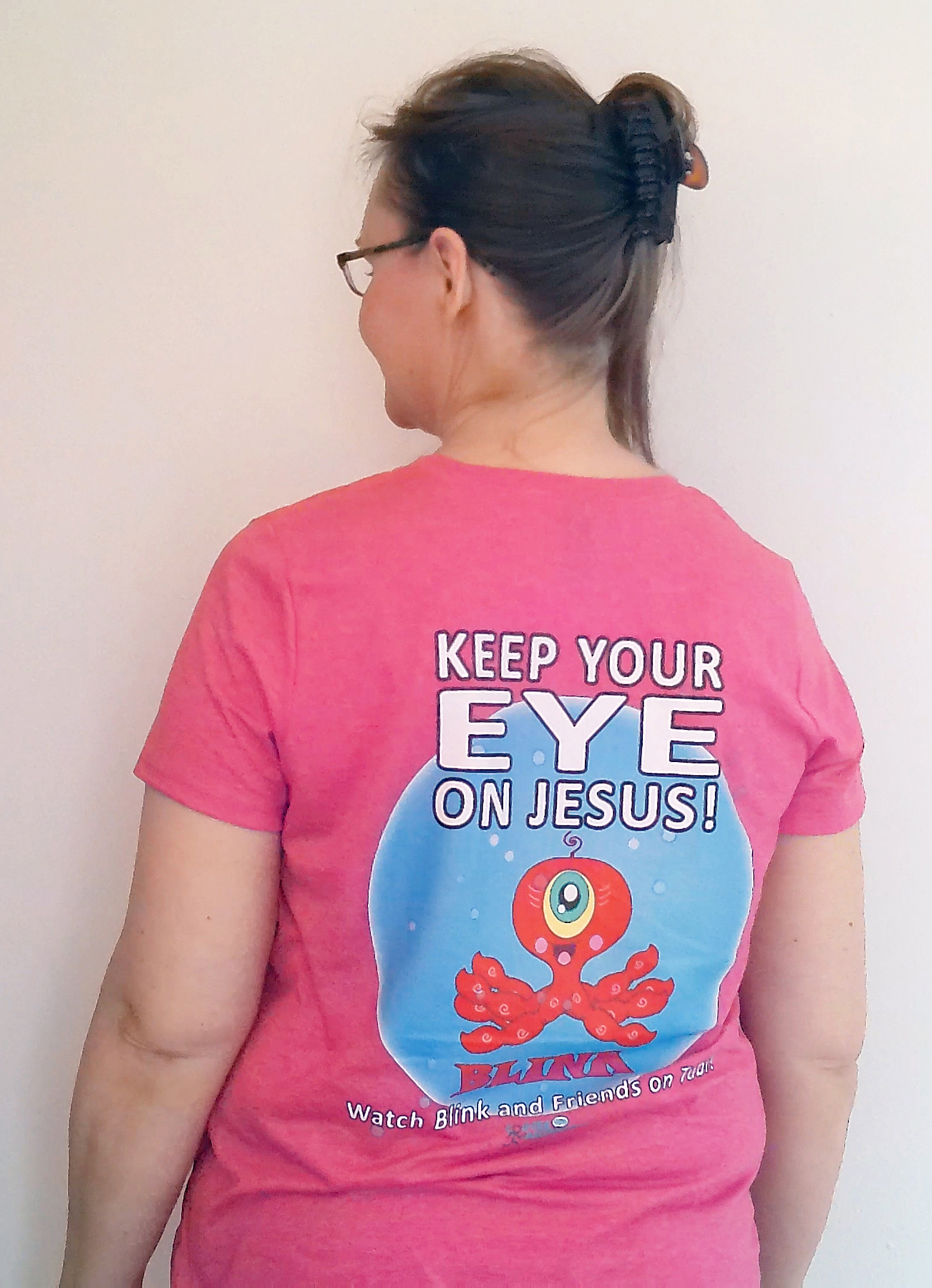 Blink and Friends T-Shirt - Image 3